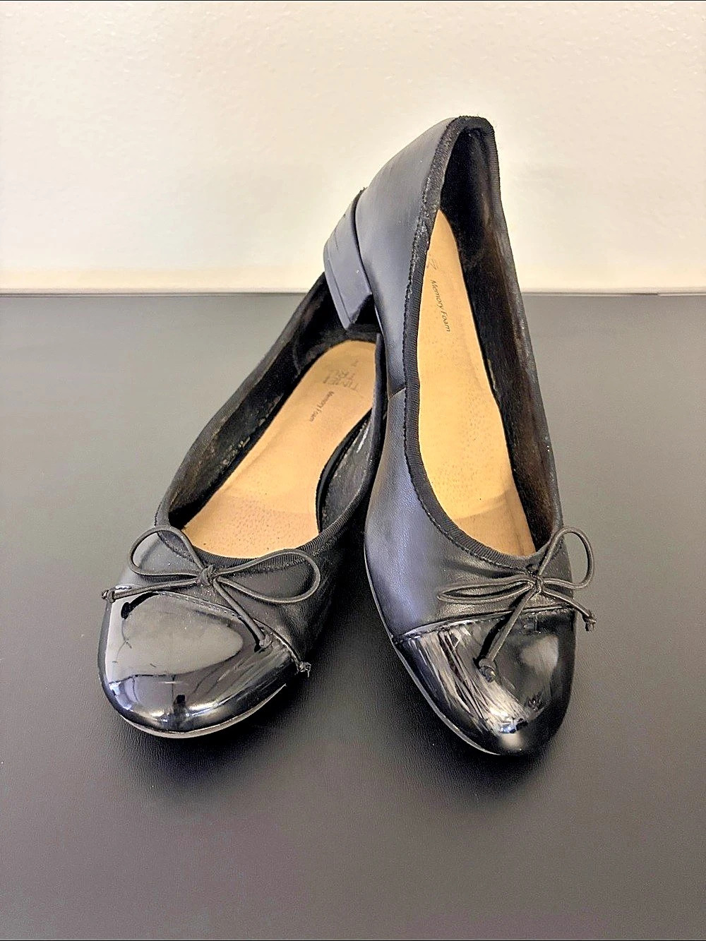 Time & Tru Memory Foam Black Ballet Flats Size 7